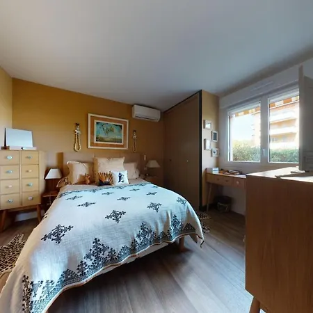דירה L'Art Deco : 2 Chambres // Superbe Jardin *