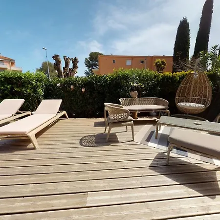 L'Art Deco : 2 Chambres // Superbe Jardin דירה קבלייר-סור-מר